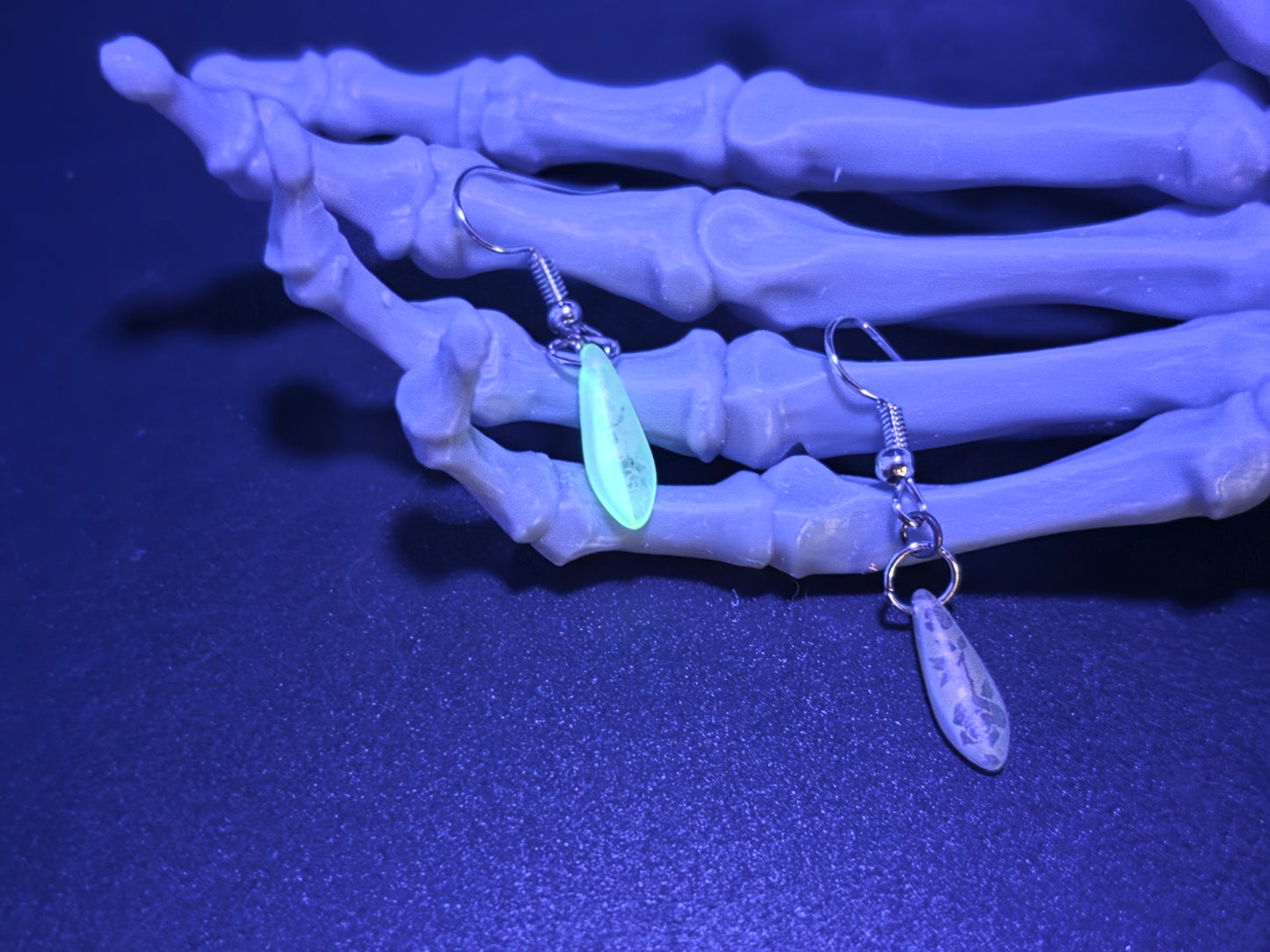 Dainty Uranium Glass Drop Earrings Etched Roses Drop 8
