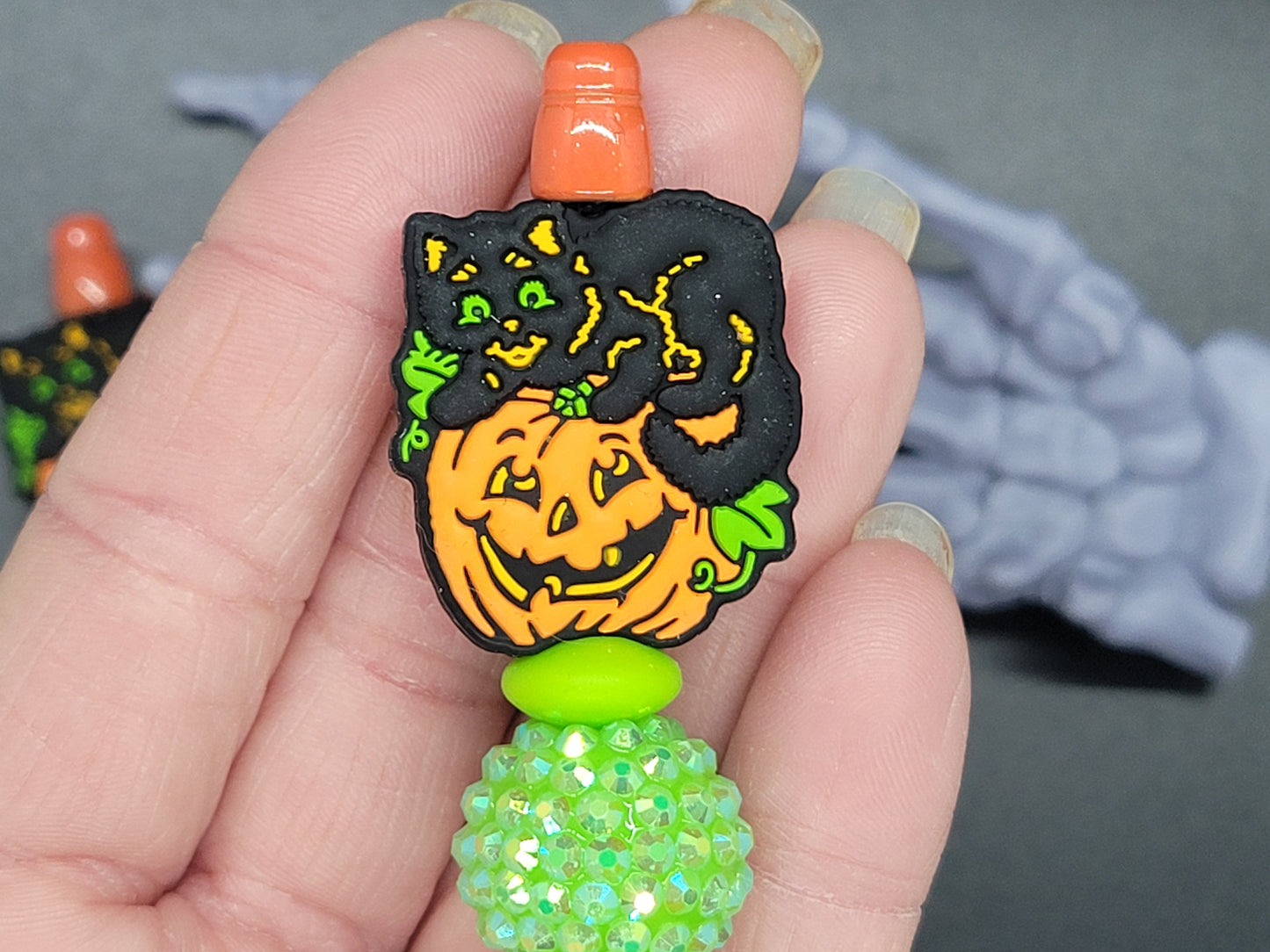 Black Cat and Pumpkin Beaded Pen with Refill