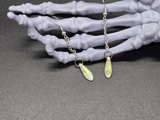 Dainty Uranium Glass Drop Earrings Chain Etched Roses Drop 8
