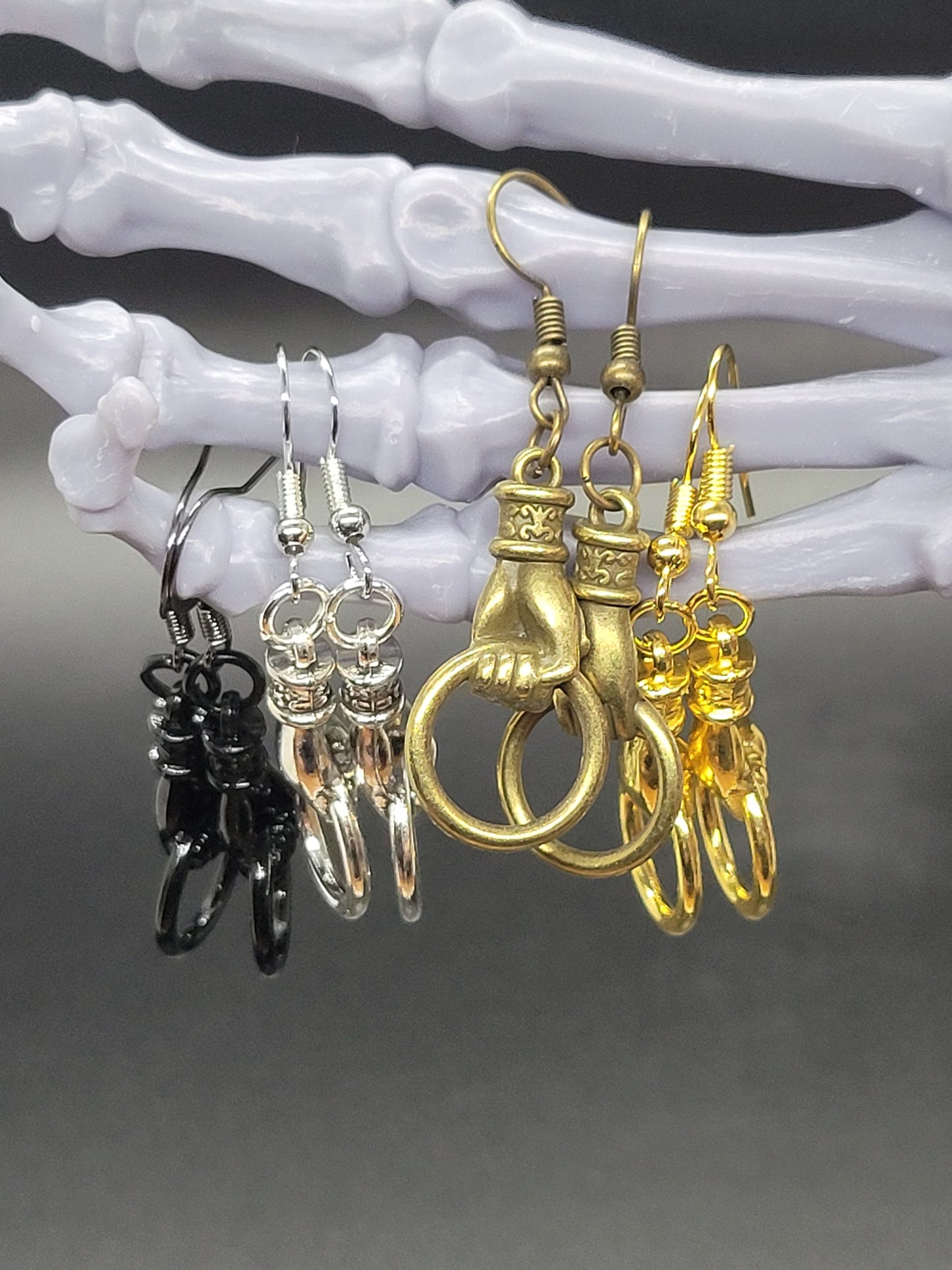 Victorian Ladies Hand Metal Earrings Valloween