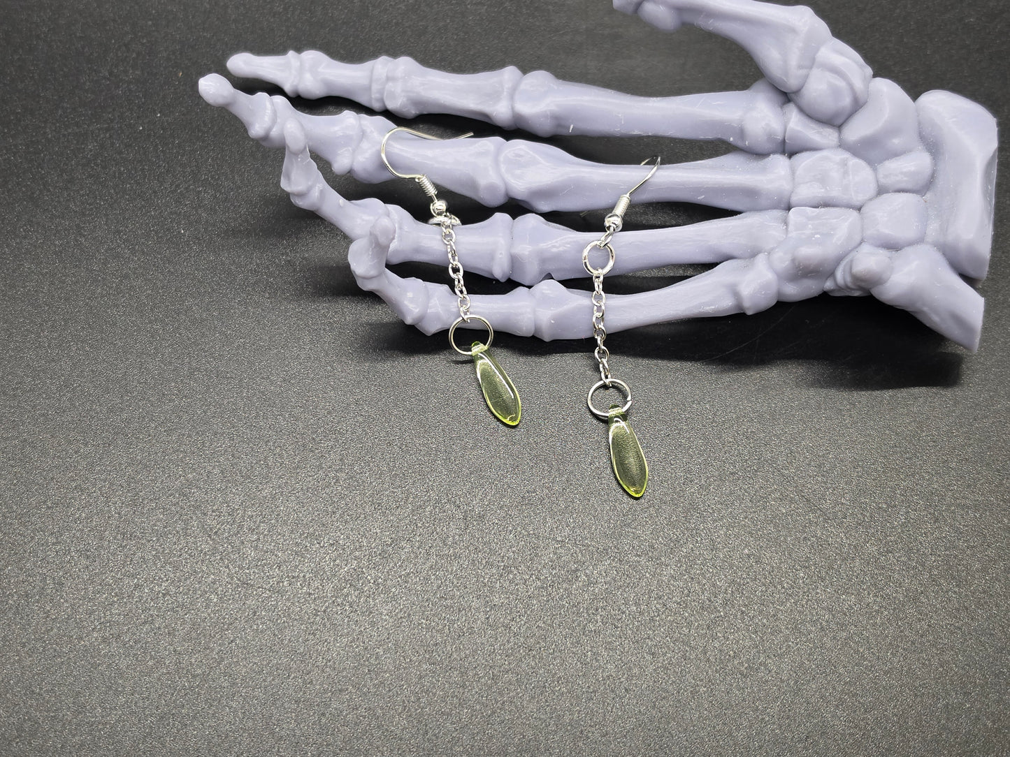 Dainty Uranium Glass Drop Earrings Chain Vaseline Drop 2