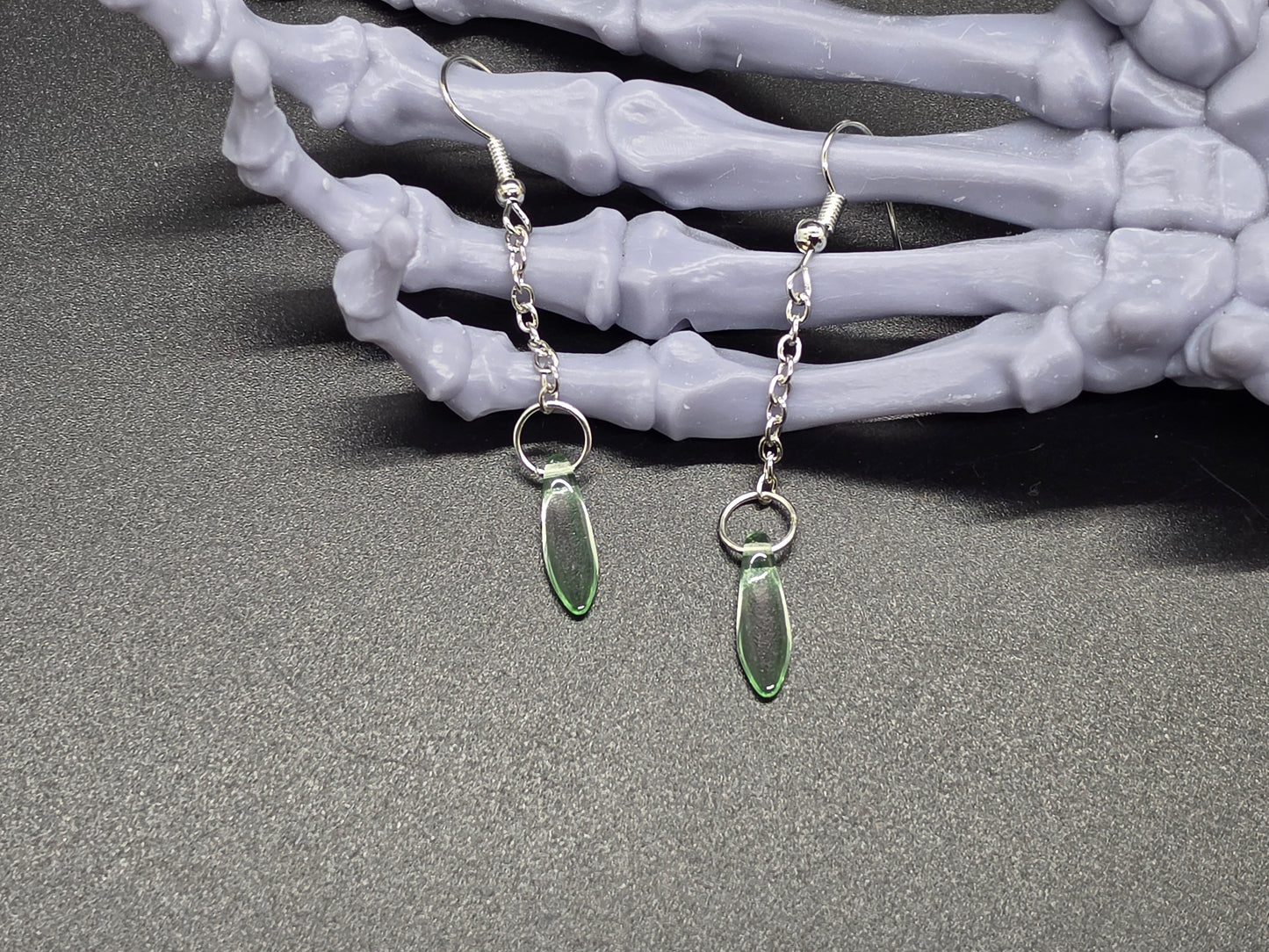 Dainty Uranium Glass Drop Earrings Chain Vaseline Drop 3
