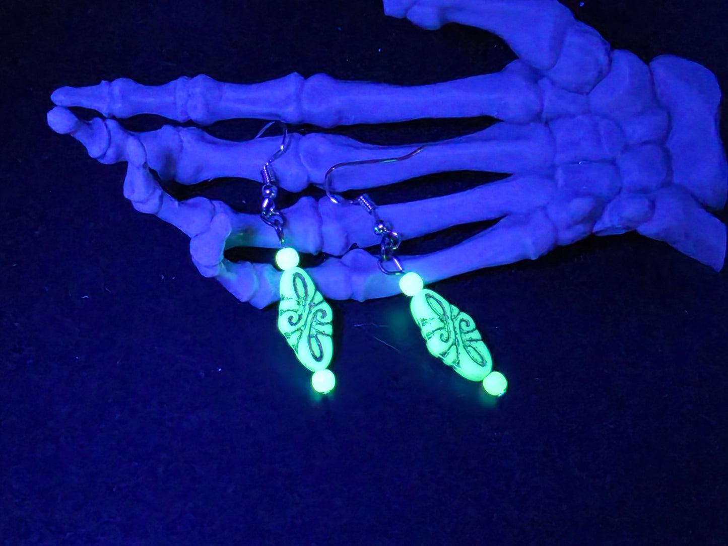 Uranium Glass Dangle Earrings Arabesque