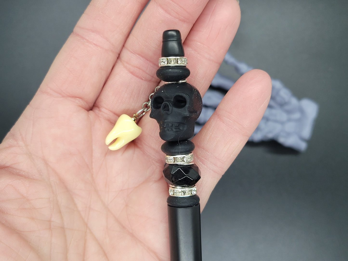 Black Tooth Skull Beaded Pen