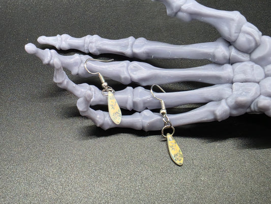 Dainty Uranium Glass Drop Earrings Etched Roses Drop 8