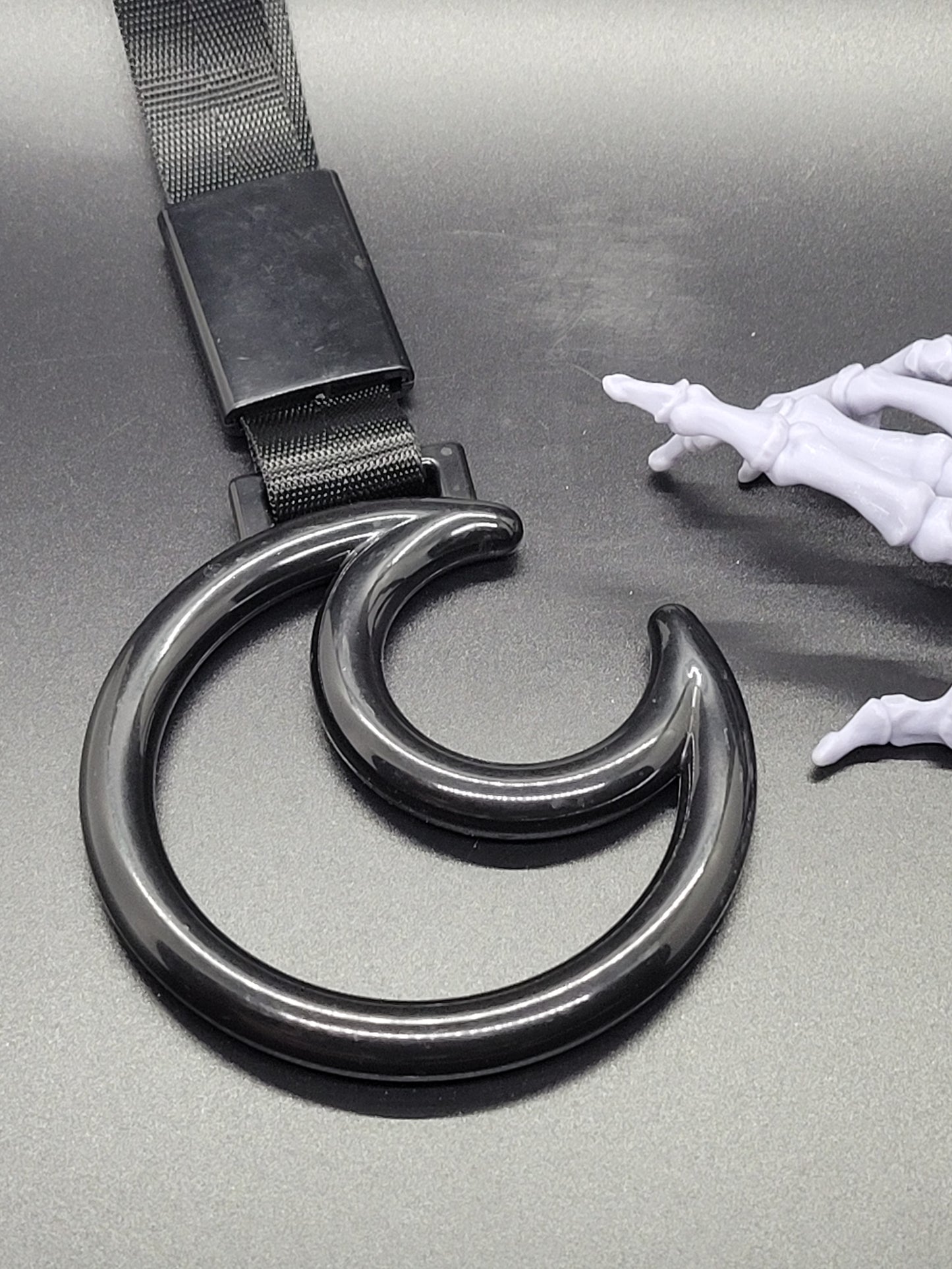 JDM Style Strap Tow Hook Handle Moon Shape Plastic Car Decoration