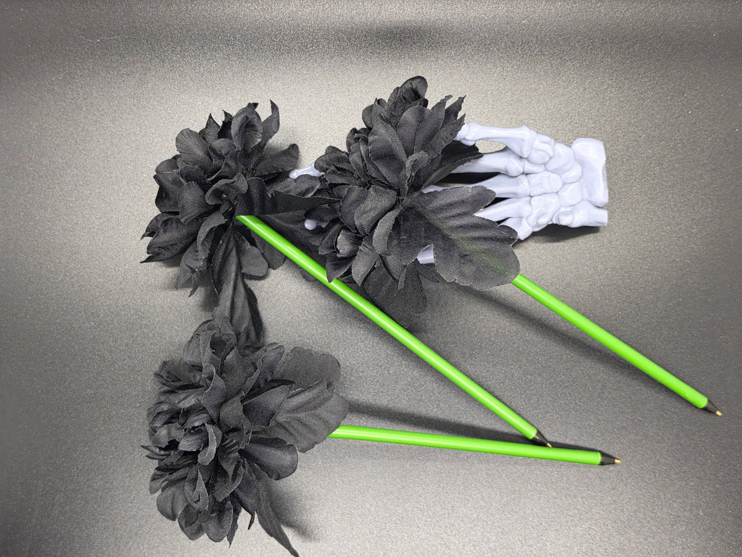 Black Chrysanthemum Flower Ink Pen Writting Wedding